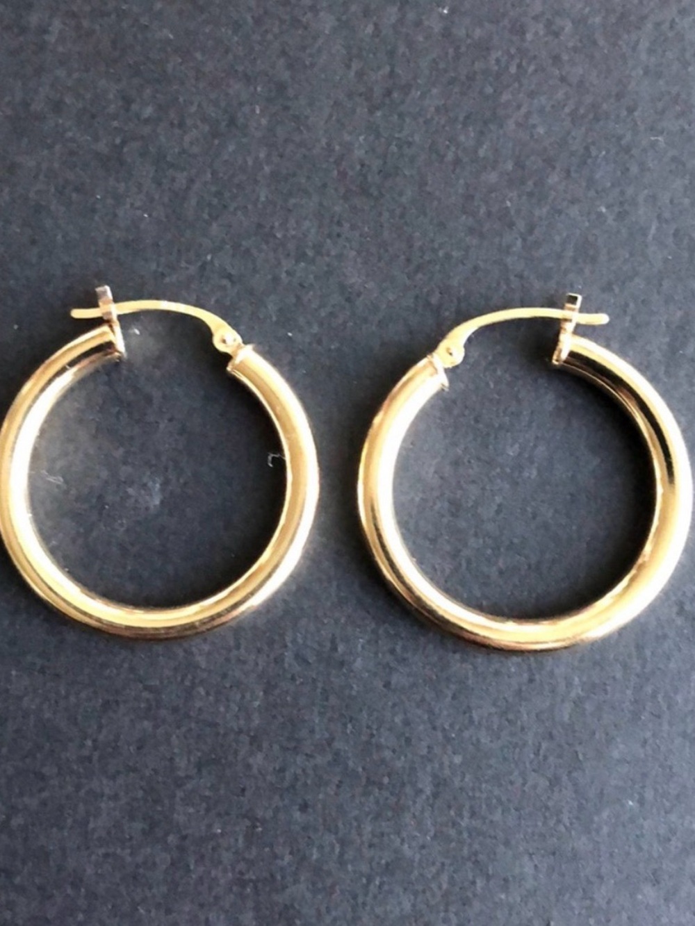 14k gold 1” hoop earrings